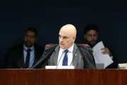Moraes arquiva inquéritos contra Waiãpi e Fernandes por atos de 8/1
