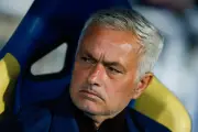 Mourinho se despede do Benfica rumo ao Real Madrid: 'Foi uma honra'