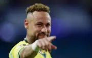 Neymar ironiza 'guru' alemão que previu eliminação do Brasil na Copa