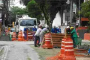Obras da Sabesp interditam ruas em Cubatão, Santos e Guarujá até domingo