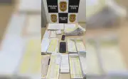 Operação contra agiotagem em Uchoa apreende celulares e documentos
