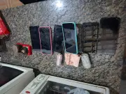 Operação em Paranapanema (SP) apreende drogas, celulares e arma