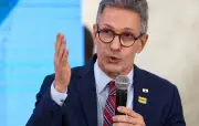 Partido Novo de SC retira convite a Zema após críticas a Flávio