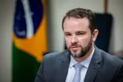 País não suporta impacto fiscal de projetos no Congresso, diz ministro