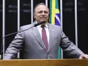 Pazuello propõe incluir movimentos sociais na Lei Antiterrorismo