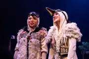 Peça premiada 'A intrépida revoada' volta ao Teatro Ziembinski