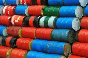 Petróleo sobe com tensões EUA-Irã; Brasil na mira de sanções