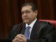 PGE rejeita ação do PL contra pesquisa AtlasIntel sobre Flávio Bolsonaro