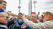 Planalto testa 'cercadinho' para aproximar Lula de eleitores
