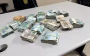 Polícia apreende R$ 240 mil com servidor da Educação em Aracaju