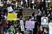 Portugal vota criminalização do racismo após casos contra brasileiros