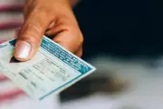 Projeto altera Código de Trânsito com novas regras para CNH e veículos autônomos