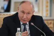 Putin recusa encontro com Zelensky e diz não ver motivos para reunião