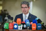 Randolfe confiante em votação do fim da escala 6x1 no Senado