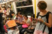 Redes sociais anestesiam sentimentos e prejudicam reflexão