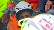Resgate de dois meninos de 11 anos após terremotos na Venezuela