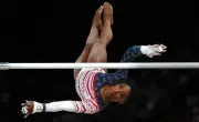 Simone Biles revela emergência médica 'assustadora' e quase morte