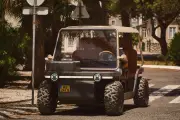 Startup portuguesa Amble lança carro modular elétrico Amble One