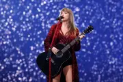 Taylor Swift lançará música country inédita para Toy Story 5