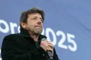 Teatro cancela peça com ator acusado de estupro na França