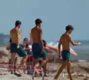 Tempestade interrompe folga de Portugal e obriga jogadores a deixarem praia