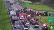 Terceirizados da Replan bloqueiam Rodovia Zeferino Vaz em Paulínia