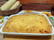 Torta de milho com carne de sol cremosa: receita junina prática