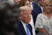 Trump cancela ataques ao Irã e sinaliza possível acordo diplomático