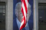Trump planeja calçadão com seu nome perto do Lincoln Memorial em Washington