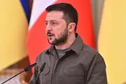 Ucrânia ataca refinarias russas com drones; dois mortos