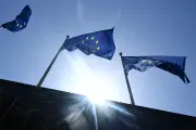 UE fecha acordo para endurecer regras migratórias com centros de retorno