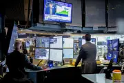 Wall Street Futuro: Nasdaq e S&P 500 sobem; Dow cai; Micron no foco