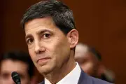 Warsh assume Fed em meio a pressão de Trump e inflação alta