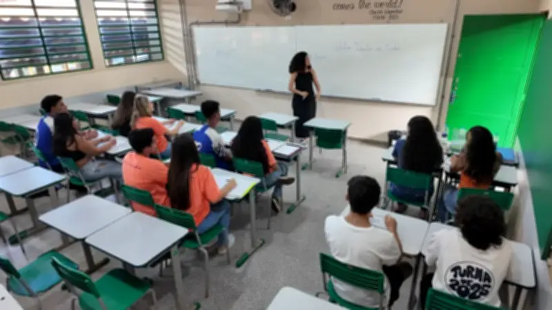50% preferem pagar menos impostos e contratar serviços privados, aponta Datafolha
