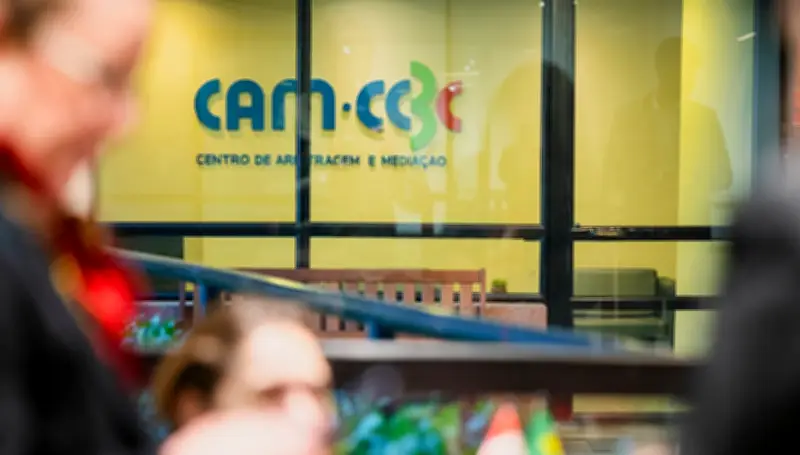 Arbitragens na CAM-CCBC disparam 259% e somam R$ 21,2 bilhões em 2025