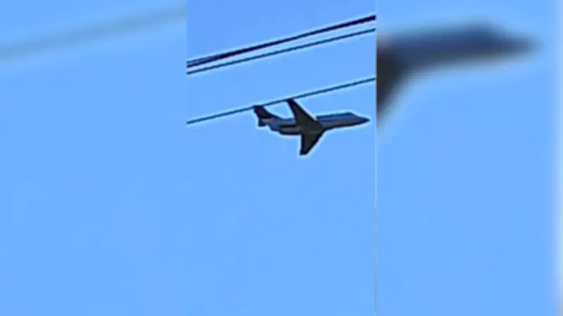 Avião da FAB sobrevoa Uberaba para inspeção de equipamento de navegação