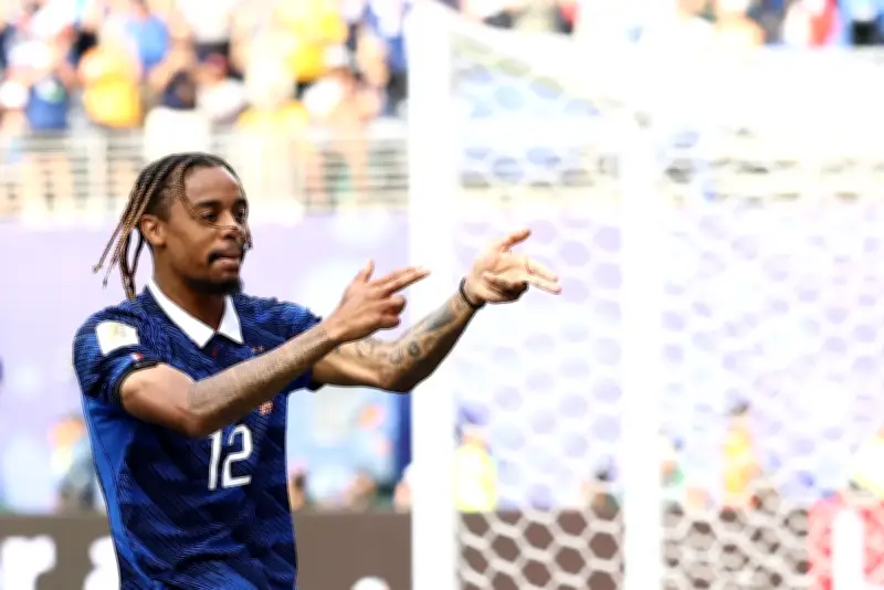 Barcola destaca entrosamento do ataque francês na Copa