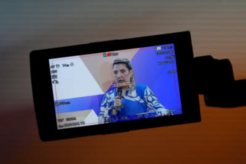 Bolsonaro evita falar em nova era na Caixa na posse de Daniella Marques