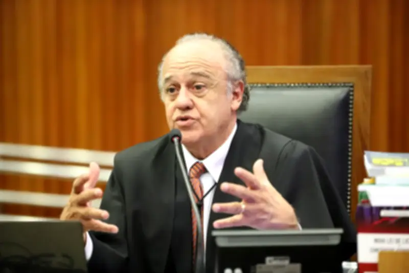 Brasil atinge IDHM de 0,805 e entra no grupo de desenvolvimento humano muito alto