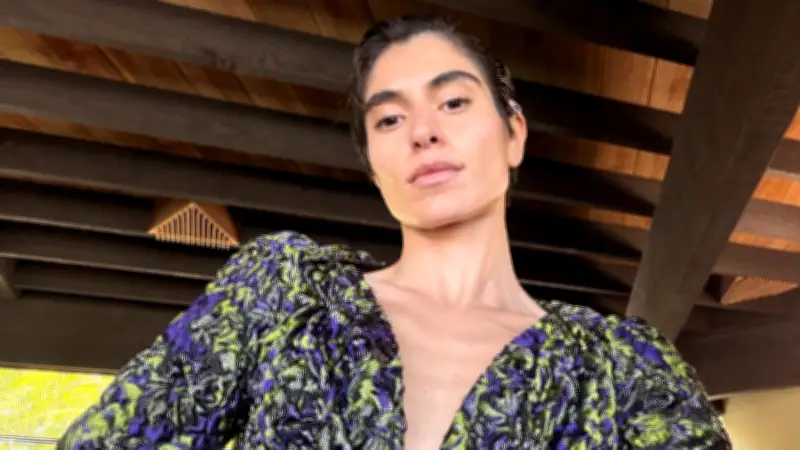 Brasileira Mariane Godoy estrela campanha mundial da Balmain