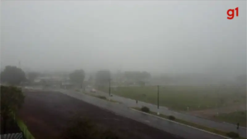 Campo Grande amanhece coberta por neblina com chegada de massa de ar frio