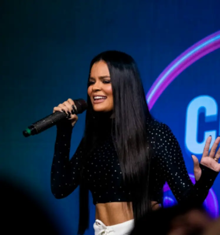 Cantora Danieze Santiago denuncia ex-marido por violência doméstica no Ceará