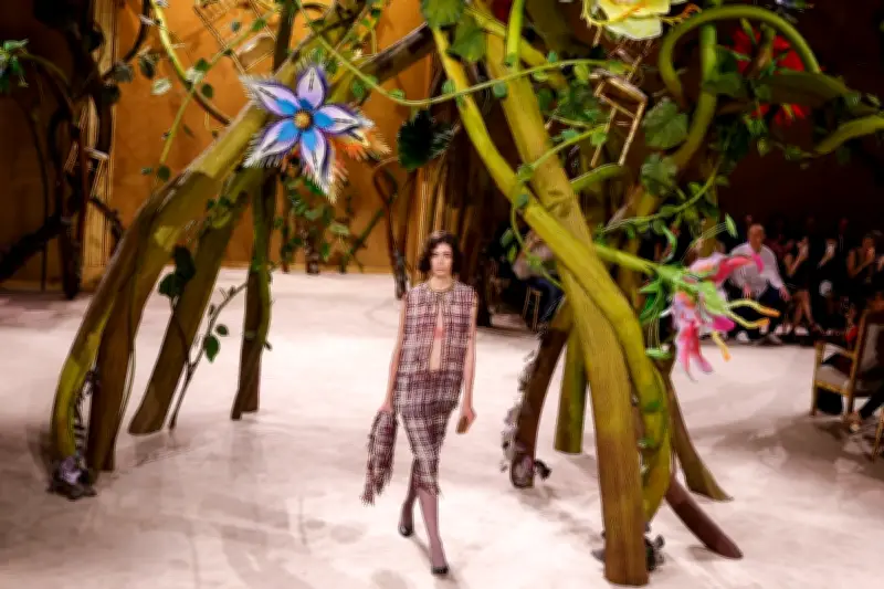Chanel de Matthieu Blazy: alta-costura com conto de fadas em Paris