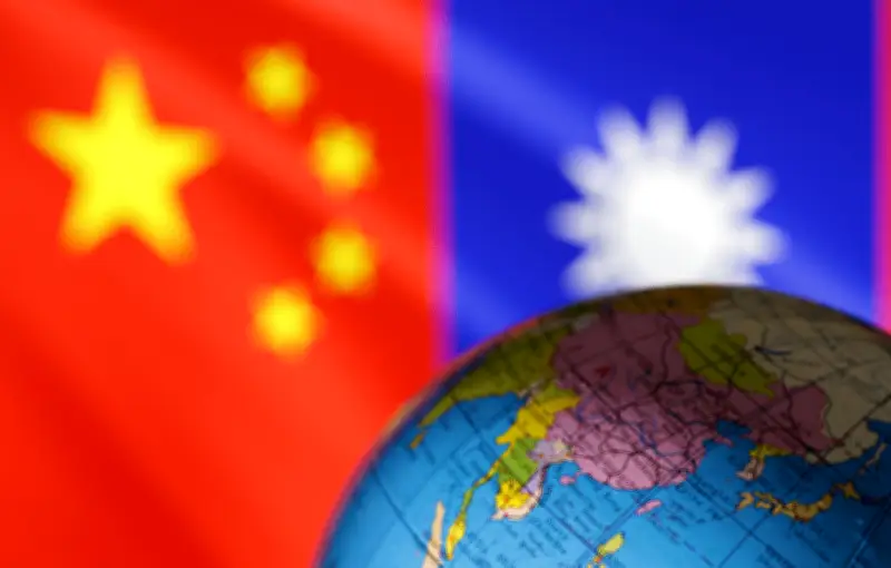 China lança patrulha da guarda costeira a leste de Taiwan; Taipé condena
