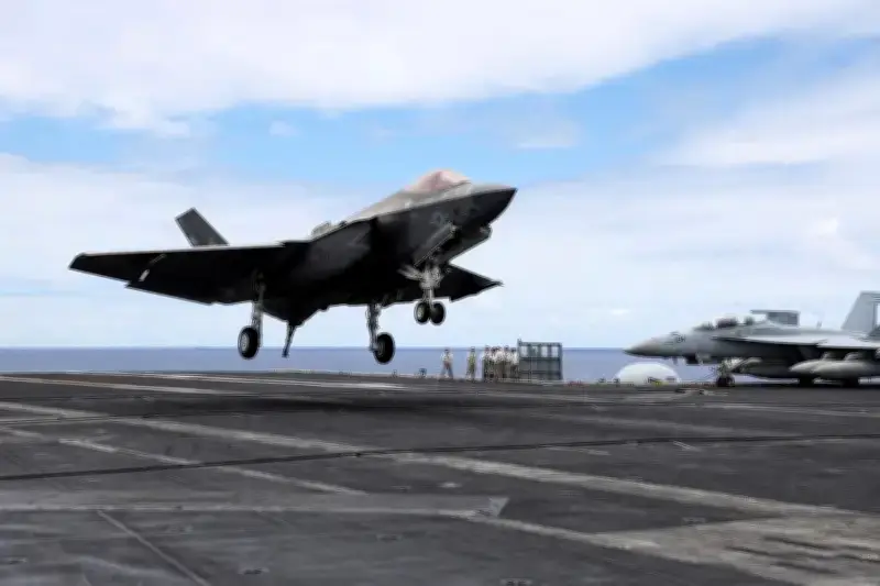 Cúpula da Otan discute retorno da Turquia ao programa F-35