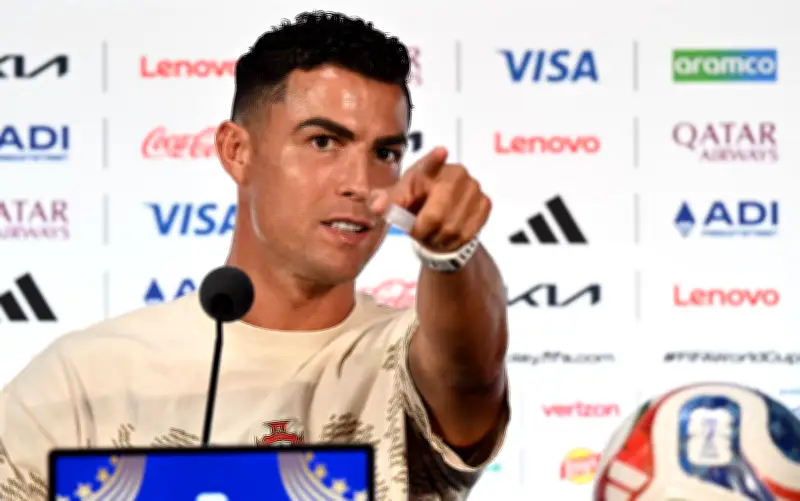 Cristiano Ronaldo provoca jornalista brasileiro em coletiva: 'Você que não gosta de mim'