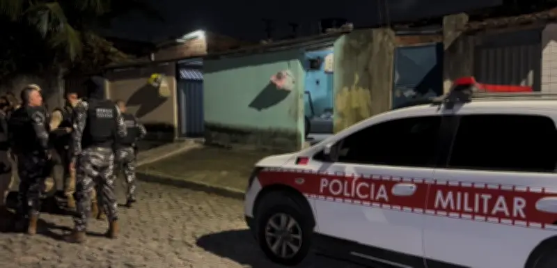 Dois homens mortos a tiros em casas vizinhas em João Pessoa