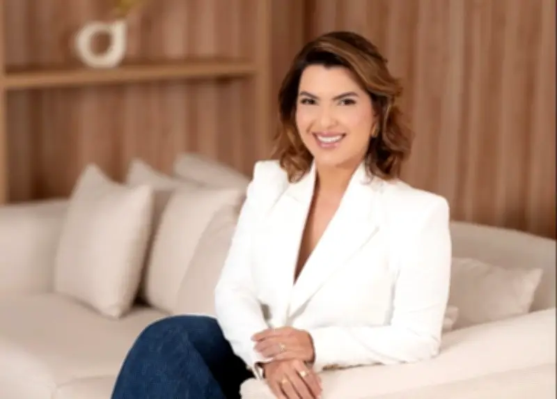 Dra. Karina Cavalcanti: referência em rejuvenescimento íntimo no Brasil