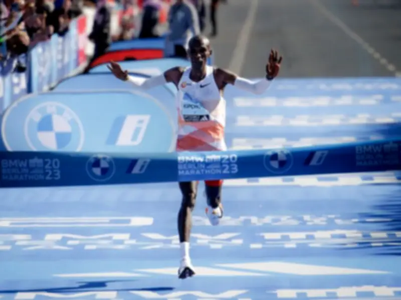 Eliud Kipchoge vem ao Brasil para maratona em Porto Alegre