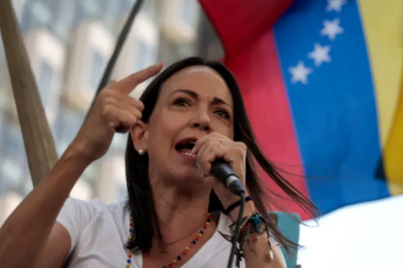 EUA alertam que volta de Machado à Venezuela pode prejudicar ajuda pós-terremoto